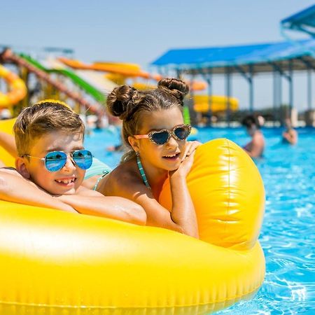 Sportium Hotel Очаков Екстериор снимка