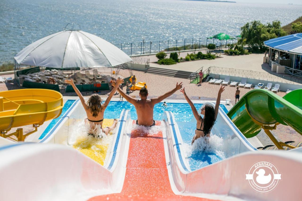 Sportium Hotel Очаков Екстериор снимка